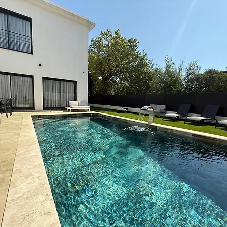 200m2 -plages - Piscine Chauffee *