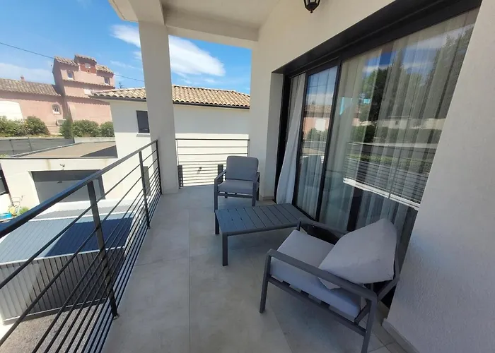Villa 200m2 -plages - Piscine Chauffee Fréjus