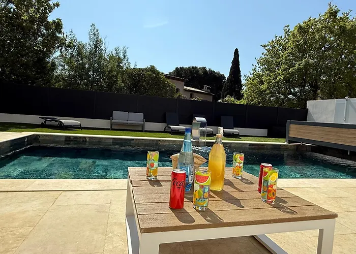 فيلة 200m2 -plages - Piscine Chauffee *