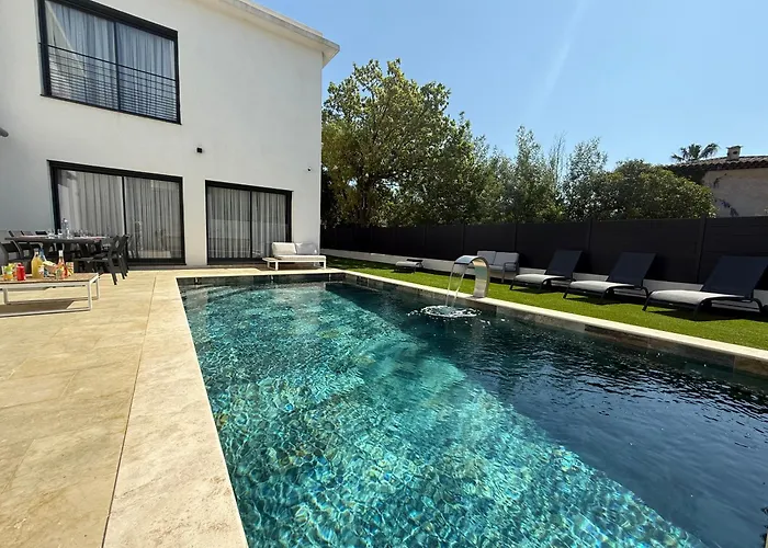 200m2 -plages - Piscine Chauffee *